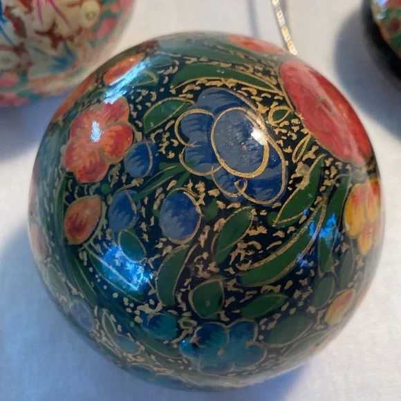 Kasmir Art Paper mache ornaments tassel hand painted - Picture 4 of 16